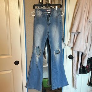 Women’s jeans waist 28